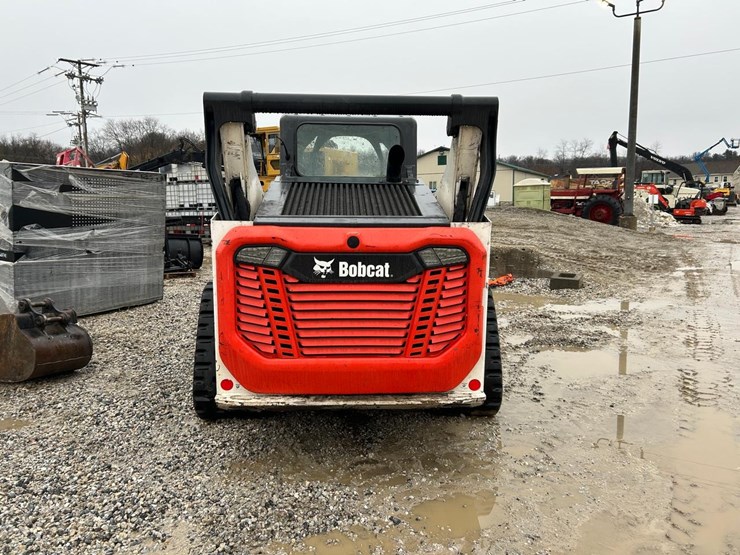 2022-bobcat-t76-image-7
