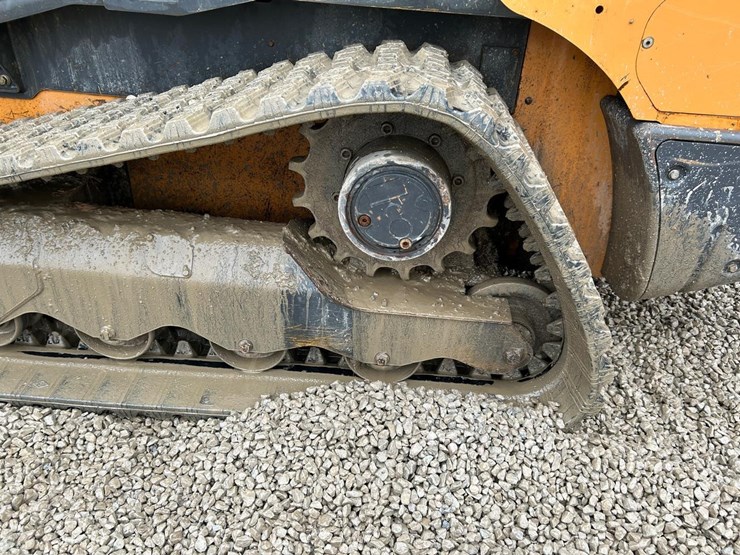 2021-case-tv450b-image-18