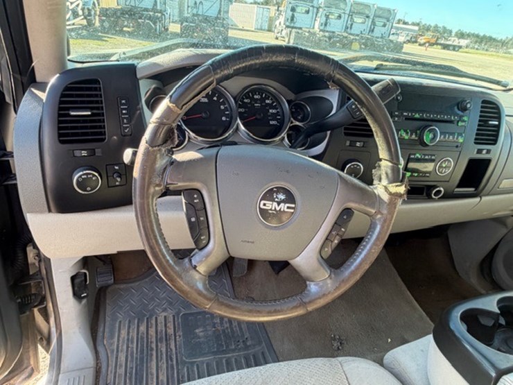 2007-gmc-2500-image-44