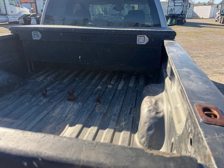 2007-gmc-2500-image-9