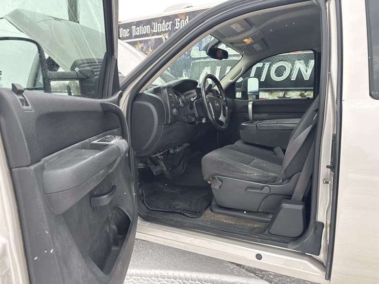 2007-chevrolet-silverado-2500hd-lt-image-13