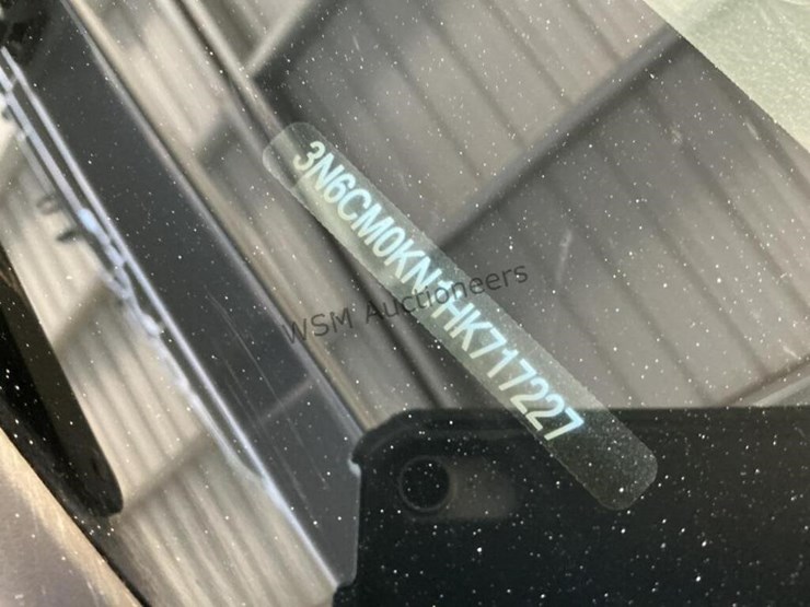 2017-nissan-nv200-image-15