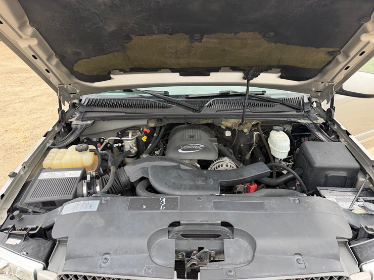 #447-•-2005-chevrolet-alvalanche-|-reconstructed-title-image-14