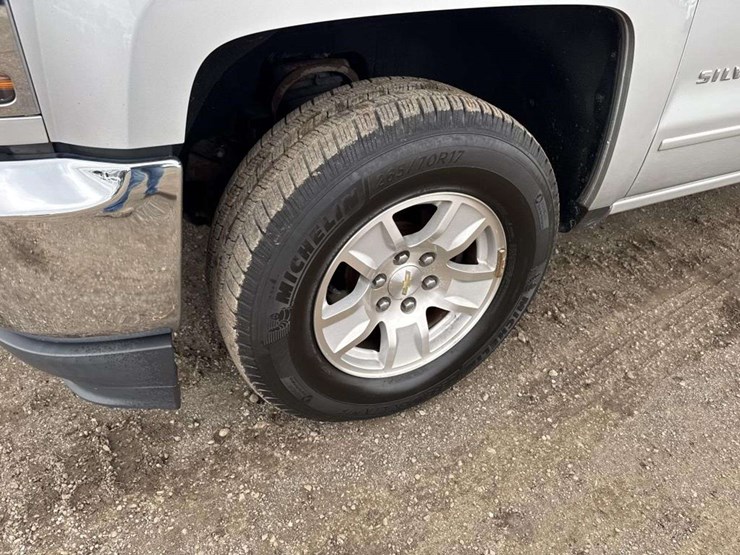 2017-chevrolet-silverado-1500-image-8