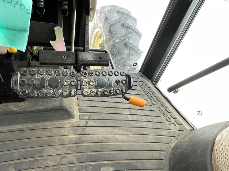 2007-john-deere-6403-image-40