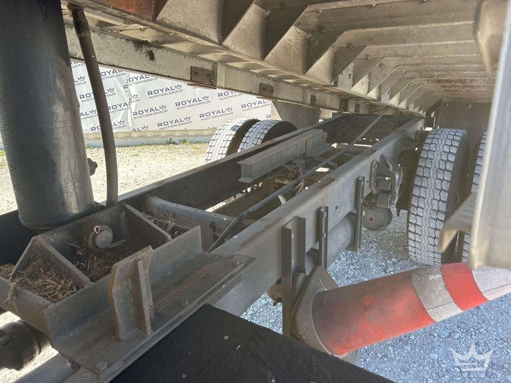 2016-international-durastar-4300-image-19