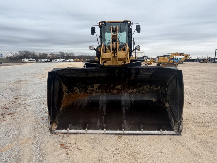 caterpillar-926m-image-2