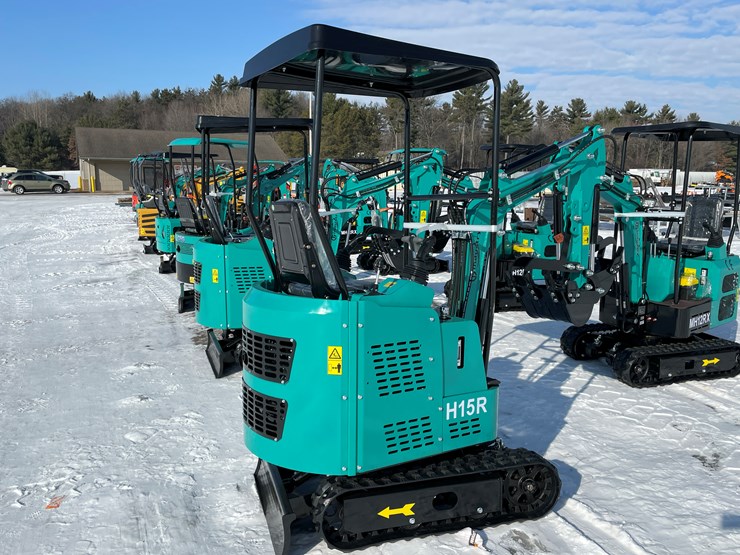 #5352-•-h15r-mini-excavator-image-3