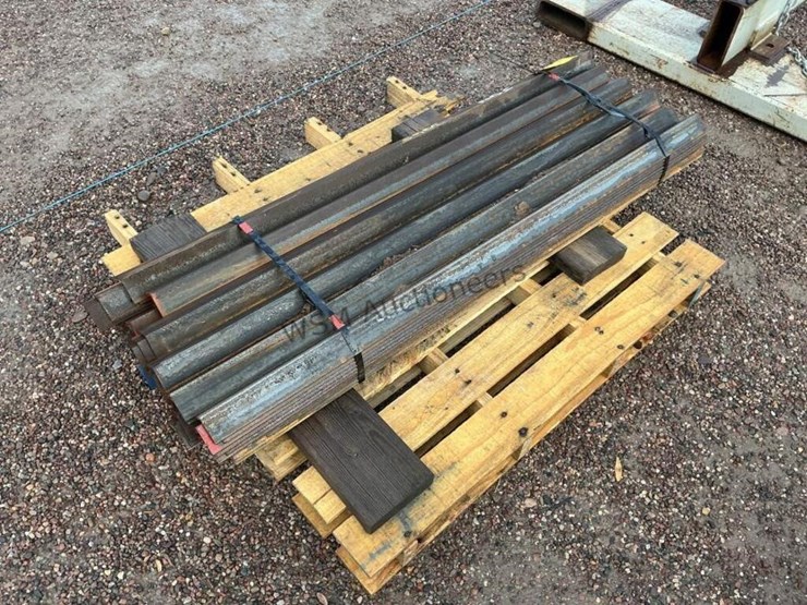 pallet-of-2in-x-2in-angle-iron-image-4