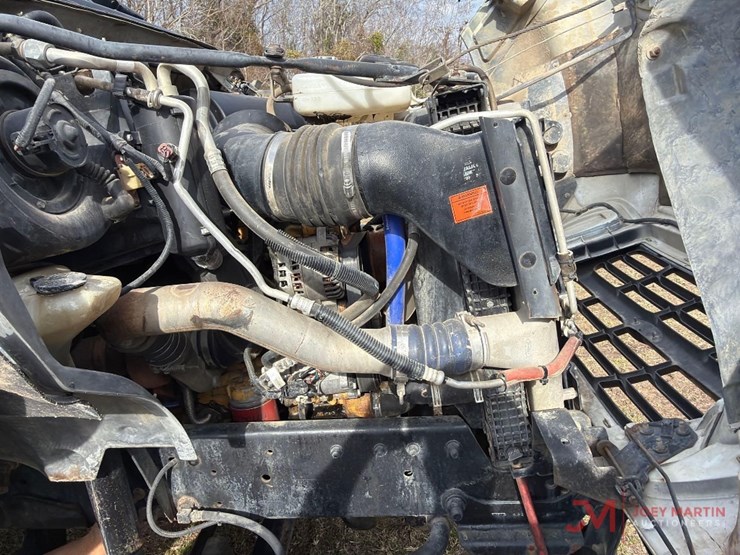 2001-ford-f650-image-24