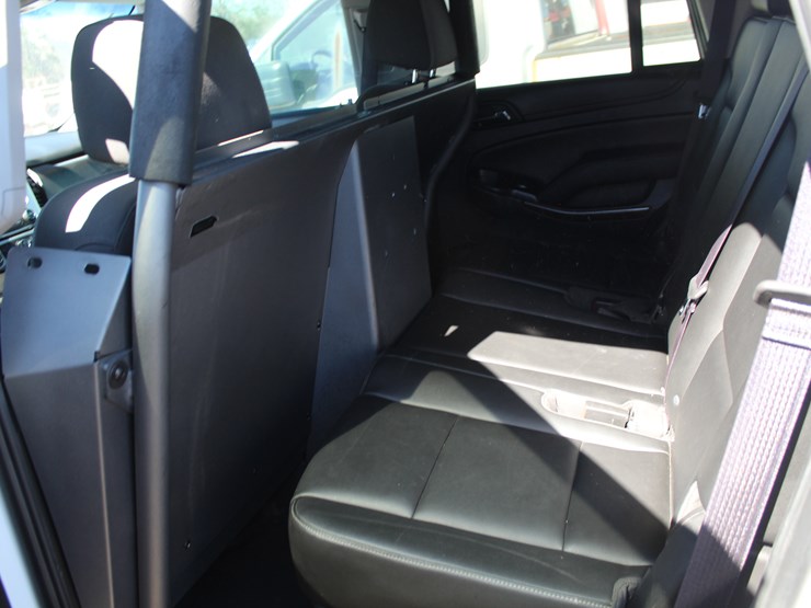 2016-chevrolet-tahoe-image-6