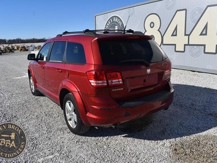 2010-dodge-journey-sxt-image-8