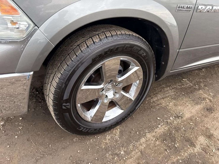 2011-dodge-ram-1500-image-8