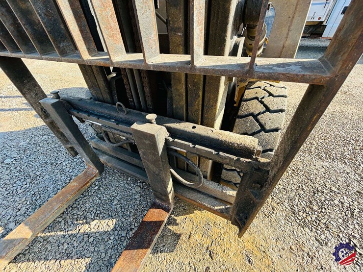 caterpillar-gp25-image-28