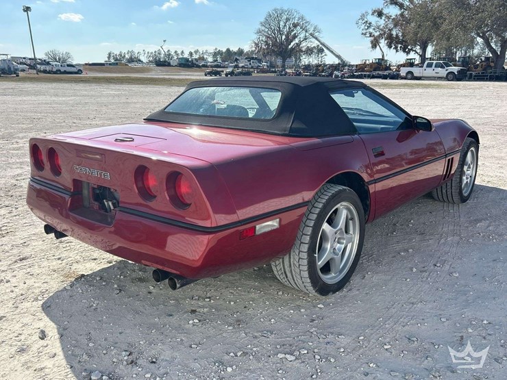 1989-corvette-convertible-image-3
