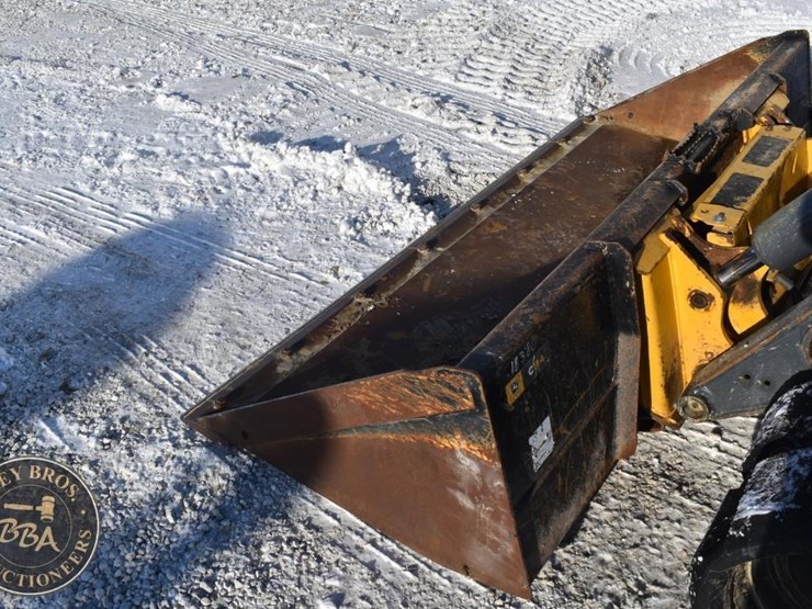 2023-deere-333g-image-20