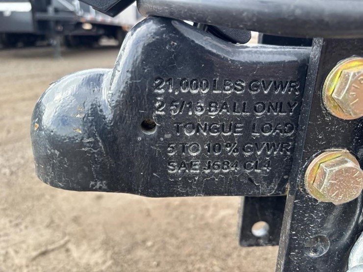 2026-southland-larct52-822v-86-enclosed-trailer-image-10