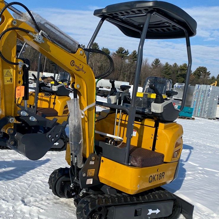 #5363 • 2026 Unused CFG Mini Excavator