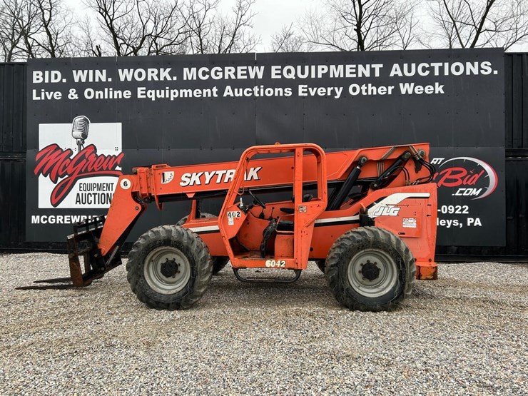 sky-trak-6042-image-1