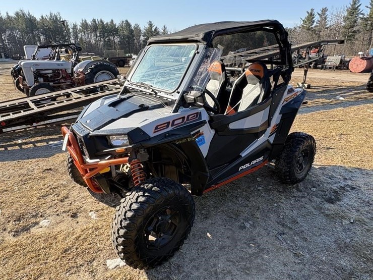 2019-polaris-rzr-900-image-1