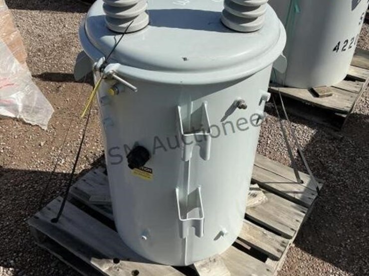 ermco-pole-mount-transformer-image-2