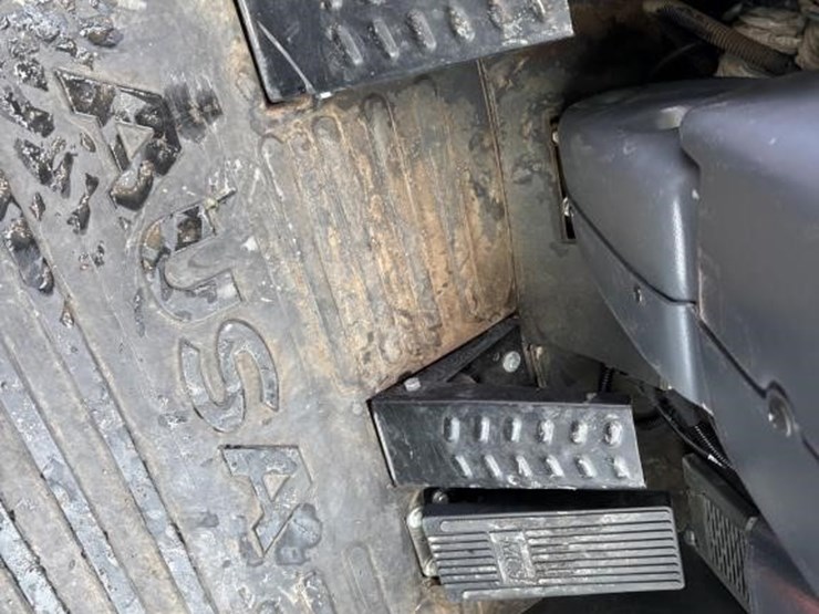 2019-avsa-c-400-h-forklift-image-27