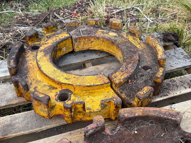 (4)-minneapolis-moline-split-wheel-weights-image-3