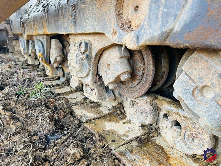 2005-caterpillar-d8t-image-29