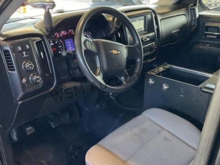 2018-chevrolet-silverado-1500-image-22