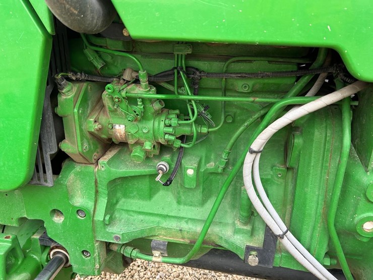 john-deere-5203-image-17