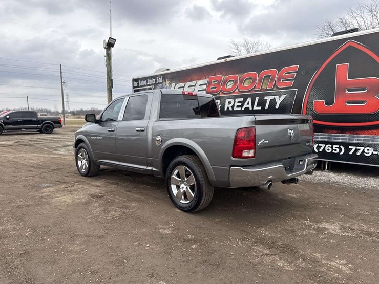 2011-dodge-ram-1500-image-3