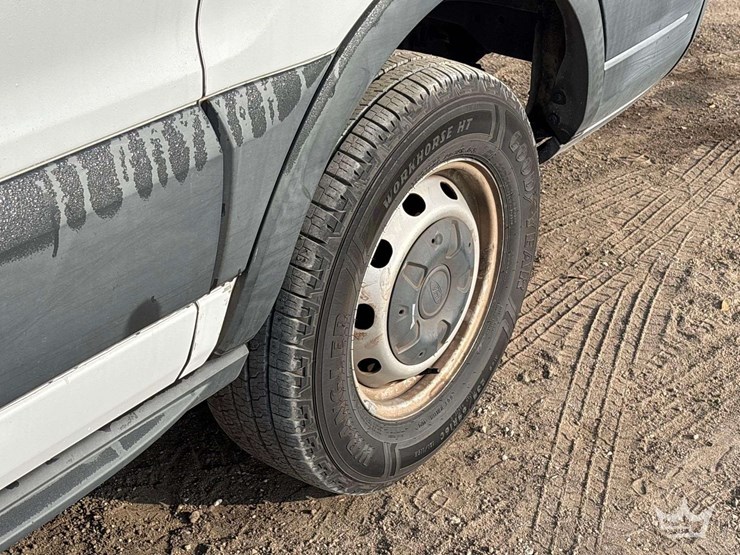 2017-ford-transit-image-12