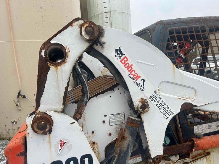 2007-bobcat-s300-image-18