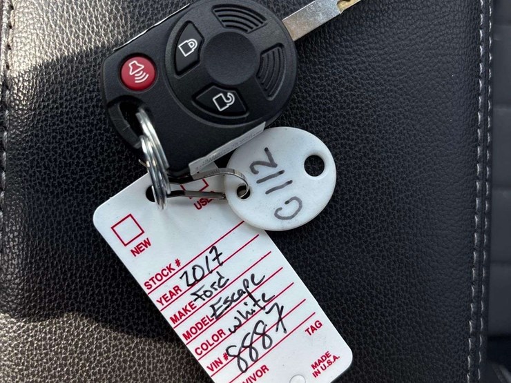 2017-ford-escape-image-34