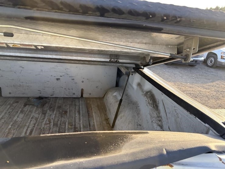 2012-dodge-2500-image-23