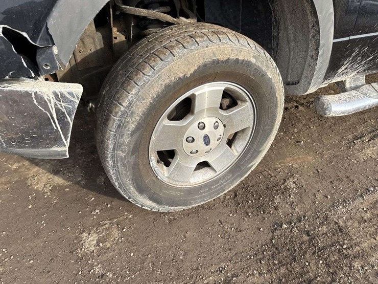 2004-ford-f150-image-8