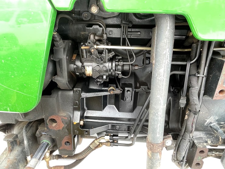 2001-john-deere-5205-image-24