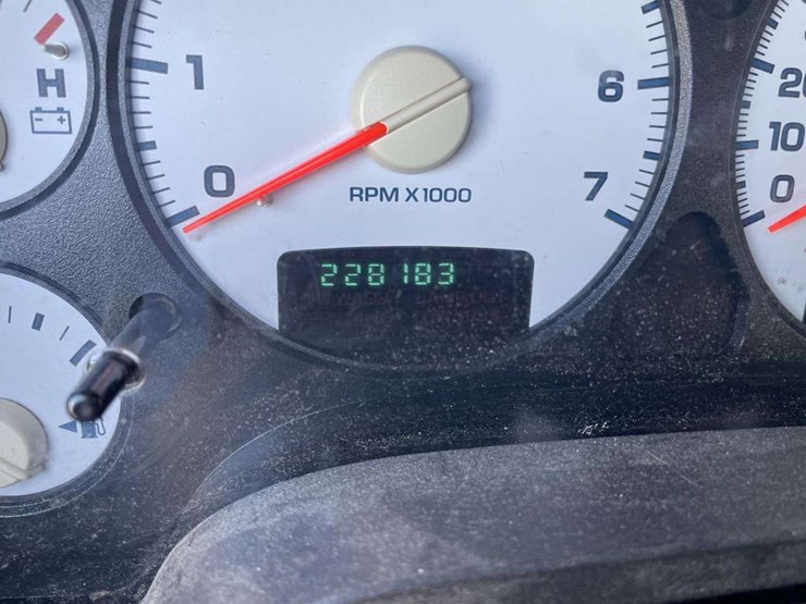 2005-dodge-ram-1500-image-16