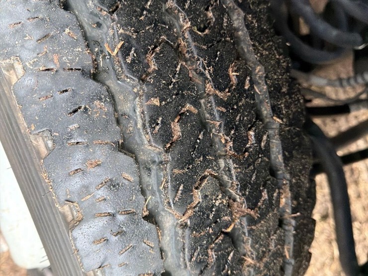 2017-ford-f550-image-17