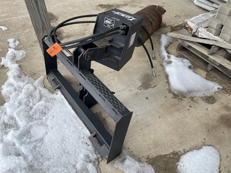 #7575-•-16"-lowe-skid-steer-mount-post-hole-digger-image-1
