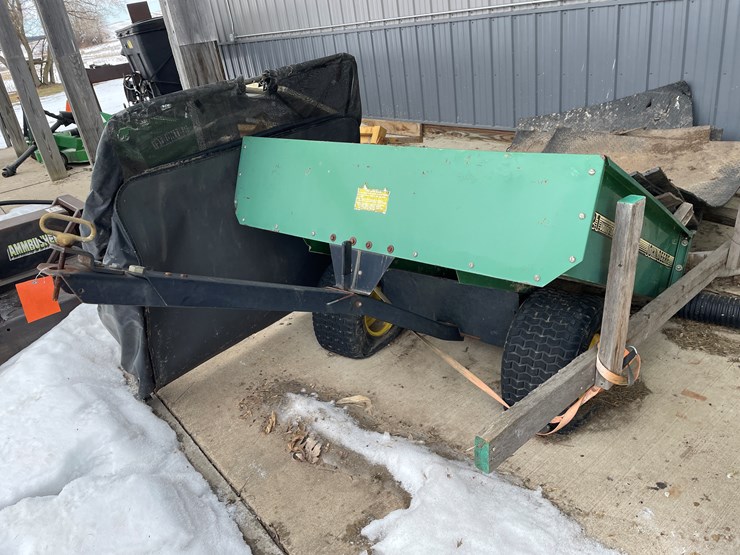 #7584-•-john-deere-21-utility-trailer-image-1
