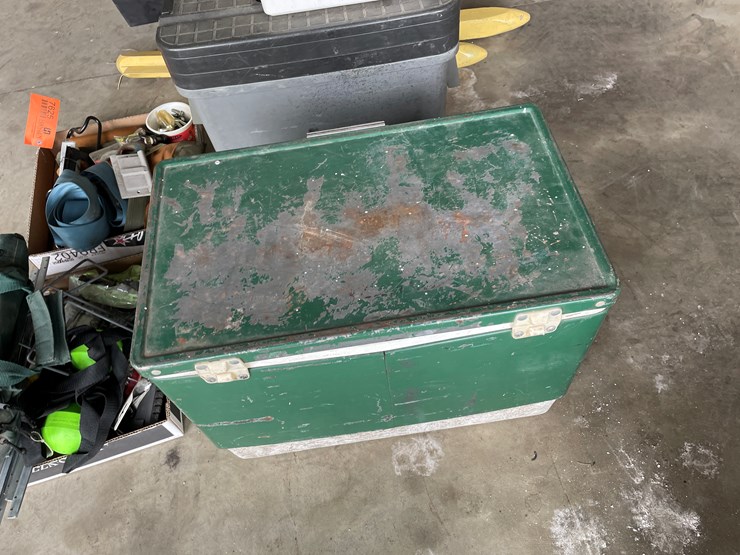 #7623-•-(2)-coleman-coolers-image-3