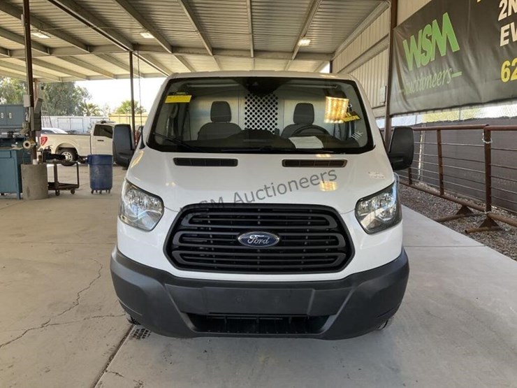 2015-ford-transit-image-3
