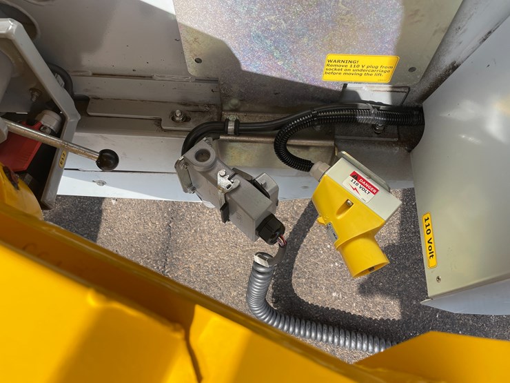 #8550-•-2023-omme-2750-rxbdj-hybrid-tracked-aerial-lift-image-117