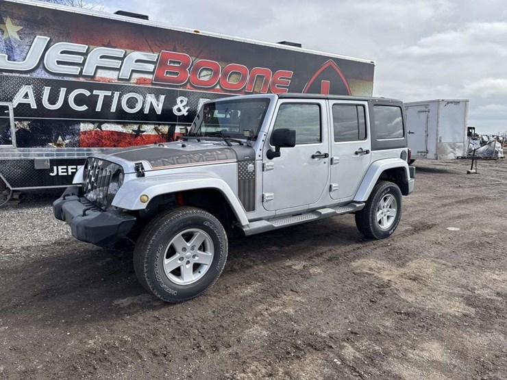 2011-jeep-wrangler-image-1