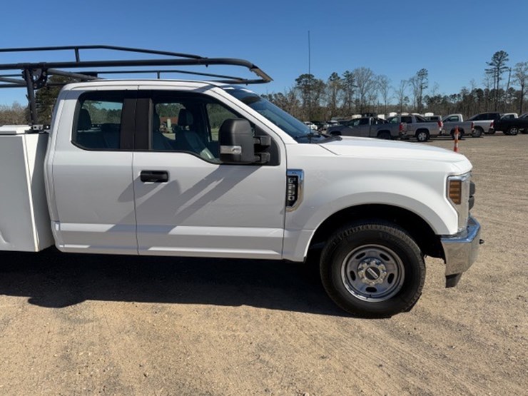 2018-ford-f250-image-19