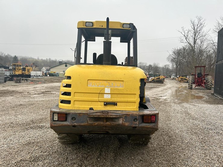 komatsu-wa75-3-image-3