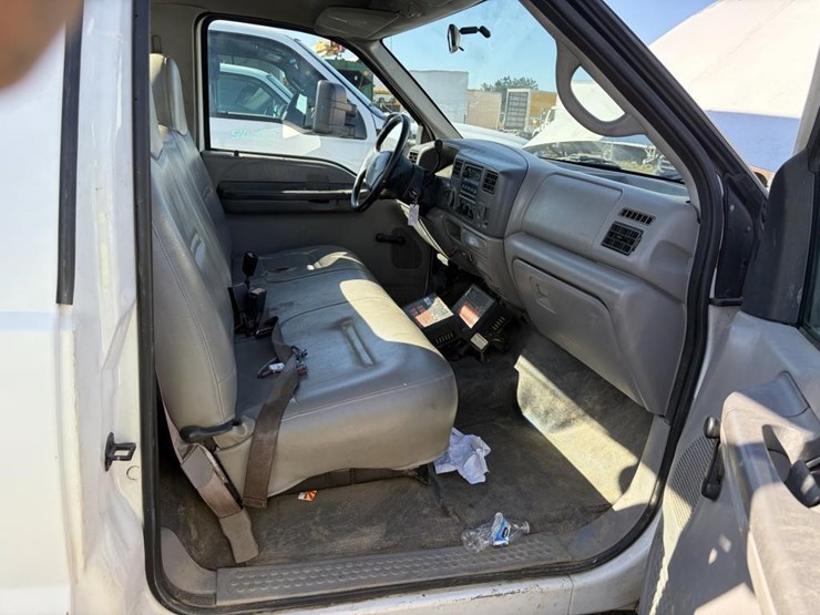 2001-ford-f250-image-9