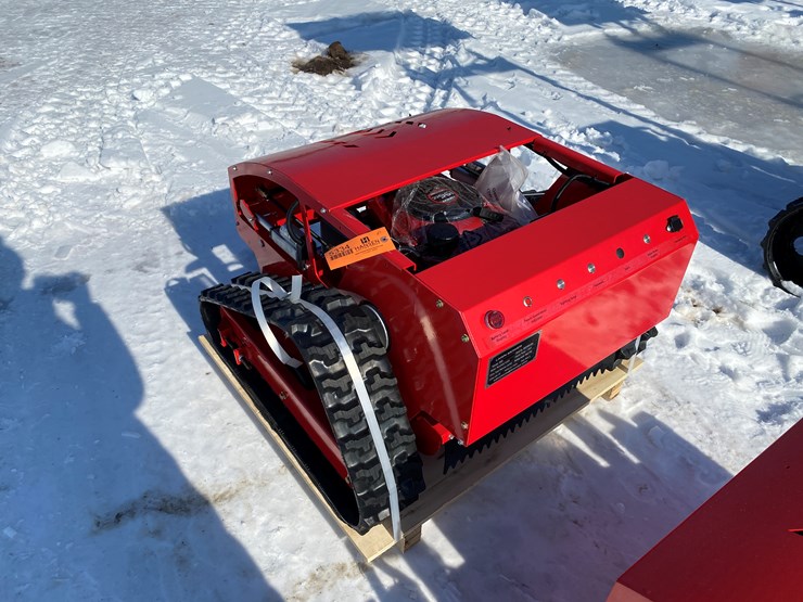 #5334-•-remote-controlled-lawn-mower-image-1