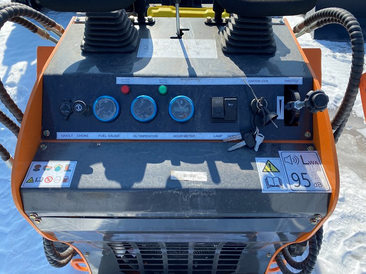 #5317-•-landhonor-mini-skid-steer-loader-image-9